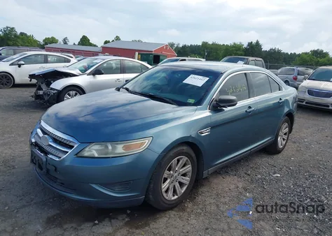 2010 Ford Taurus Se z USA, uszkodzony, nr VIN 1FAHP2DW5AG111408